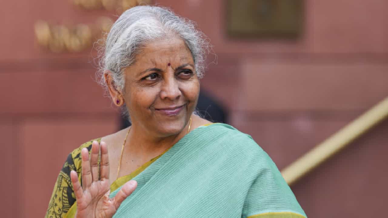 ಪಿಎಂ ಇಂಟರ್ನ್ಶಿಪ್ ಯೋಜನೆ ಆ್ಯಪ್ಗೆ ವಿತ್ತ ಸಚಿವೆ ನಿರ್ಮಲಾ ಸೀತಾರಾಮನ್ ಚಾಲನೆ ಪಿಎಂ ಇಂಟರ್ನ್ಶಿಪ್ ಯೋಜನೆ ಆ್ಯಪ್ಗೆ ವಿತ್ತ ಸಚಿವೆ ನಿರ್ಮಲಾ ಸೀತಾರಾಮನ್ ಚಾಲನೆ