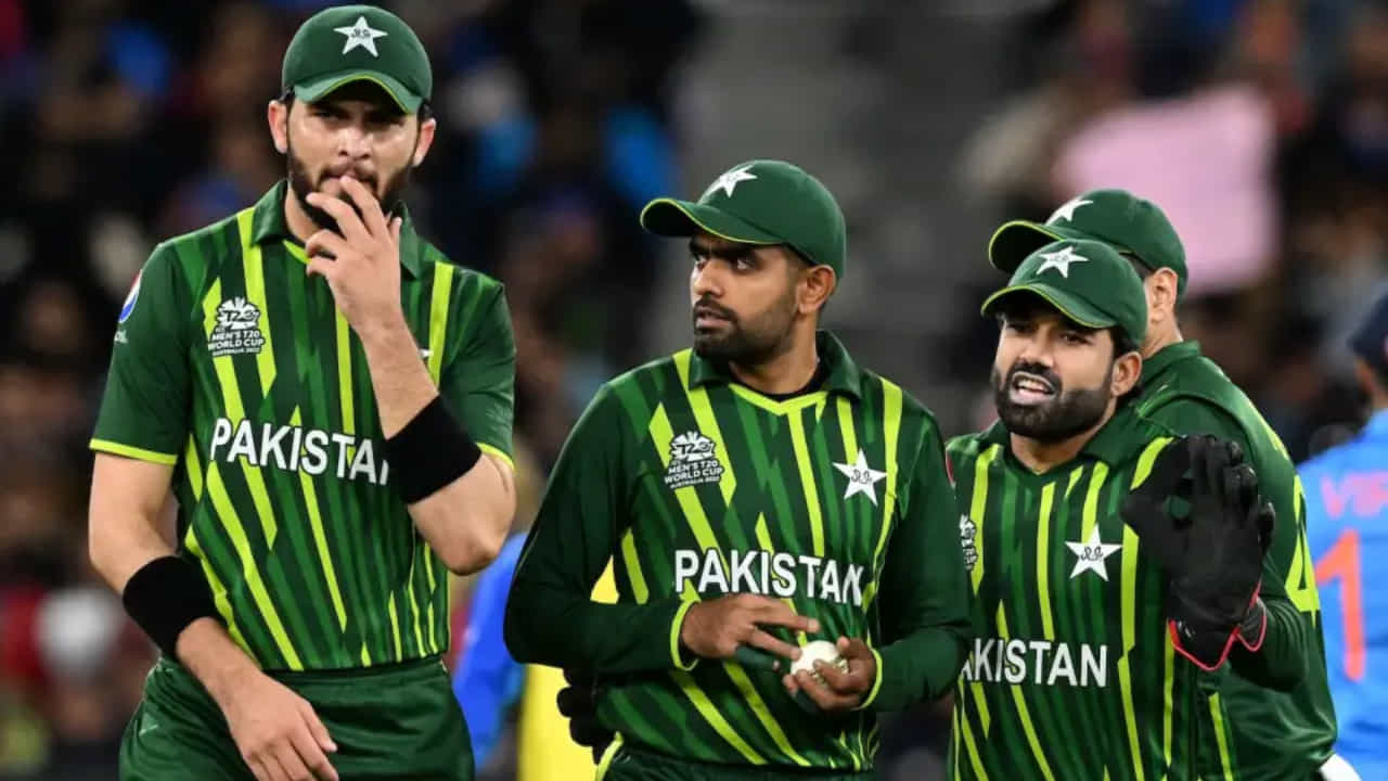 PAK vs NZ: ಪಾಕಿಸ್ತಾನ ತಂಡದಿಂದ ಬಾಬರ್-ರಿಜ್ವಾನ್ ಔಟ್..! ಯುವ ಆಟಗಾರನಿಗೆ ನಾಯಕತ್ವ