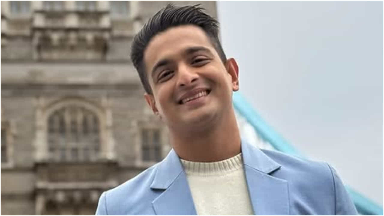 ಸಭ್ಯತೆ ಇರಲಿ: ‘ದಿ ರಣ್ವೀರ್ ಶೋ’ ಪ್ರಸಾರಕ್ಕೆ ಸುಪ್ರೀಂ ಕೋರ್ಟ್ ಅನುಮತಿ ಸಭ್ಯತೆ ಇರಲಿ: ‘ದಿ ರಣ್ವೀರ್ ಶೋ’ ಪ್ರಸಾರಕ್ಕೆ ಸುಪ್ರೀಂ ಕೋರ್ಟ್ ಅನುಮತಿ