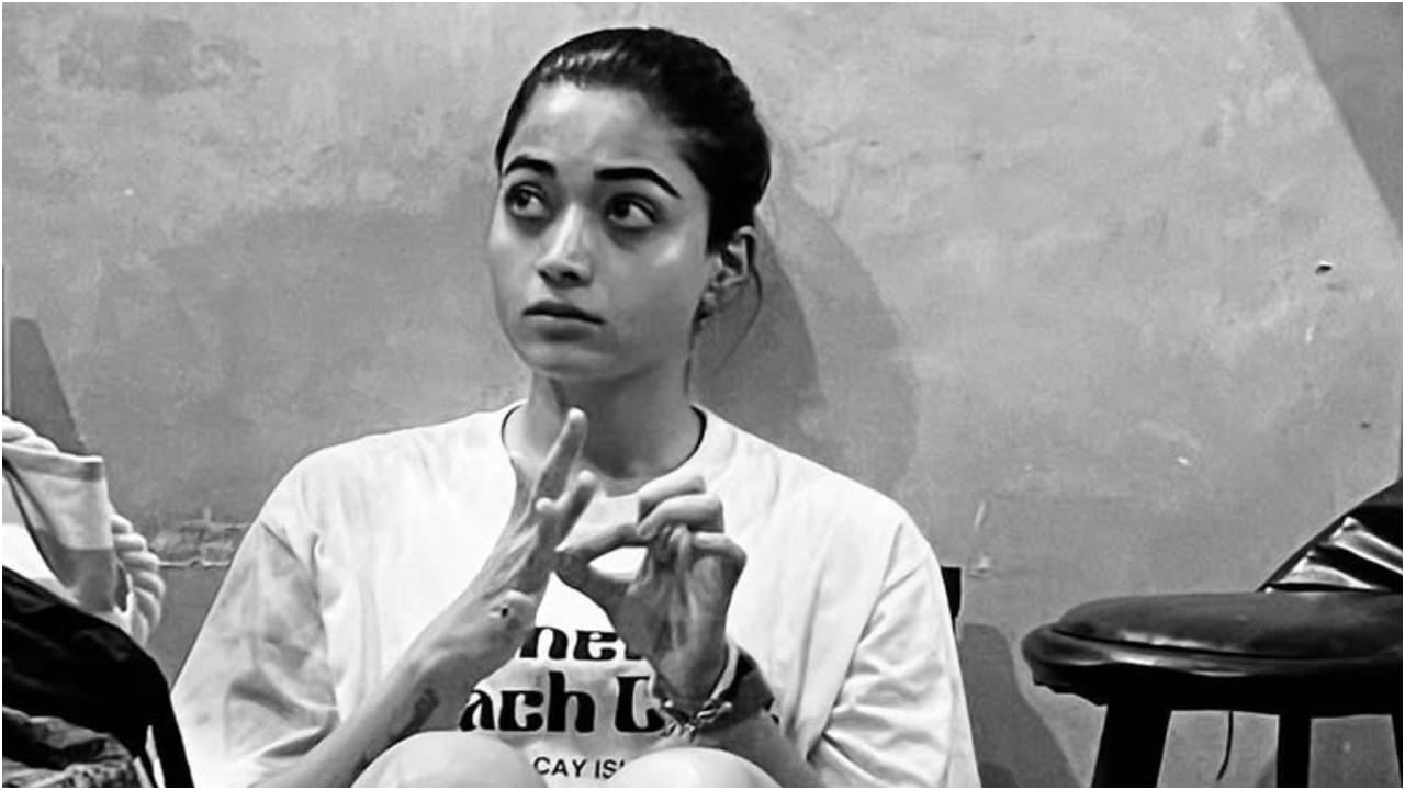 ಕರ್ನಾಟಕ ಎಲ್ಲಿದೆ ಅಂತ ಗೊತ್ತಿಲ್ಲ: ರಶ್ಮಿಕಾ ಹೀಗೆ ಹೇಳಿದ್ದು ನಿಜವೇ? ಆಪ್ತರು ಹೇಳೋದು ಏನು? ಕರ್ನಾಟಕ ಎಲ್ಲಿದೆ ಅಂತ ಗೊತ್ತಿಲ್ಲ: ರಶ್ಮಿಕಾ ಹೀಗೆ ಹೇಳಿದ್ದು ನಿಜವೇ? ಆಪ್ತರು ಹೇಳೋದು ಏನು?