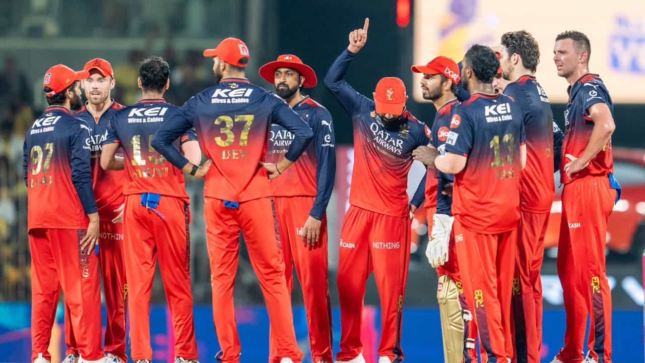 IPL 2025: ಬರೋಬ್ಬರಿ 6155 ದಿನಗಳ ನಂತರ ಚೆನ್ನೈನಲ್ಲಿ ವಿಜಯ ಪತಾಕೆ ಹಾರಿಸಿದ ಆರ್​ಸಿಬಿ