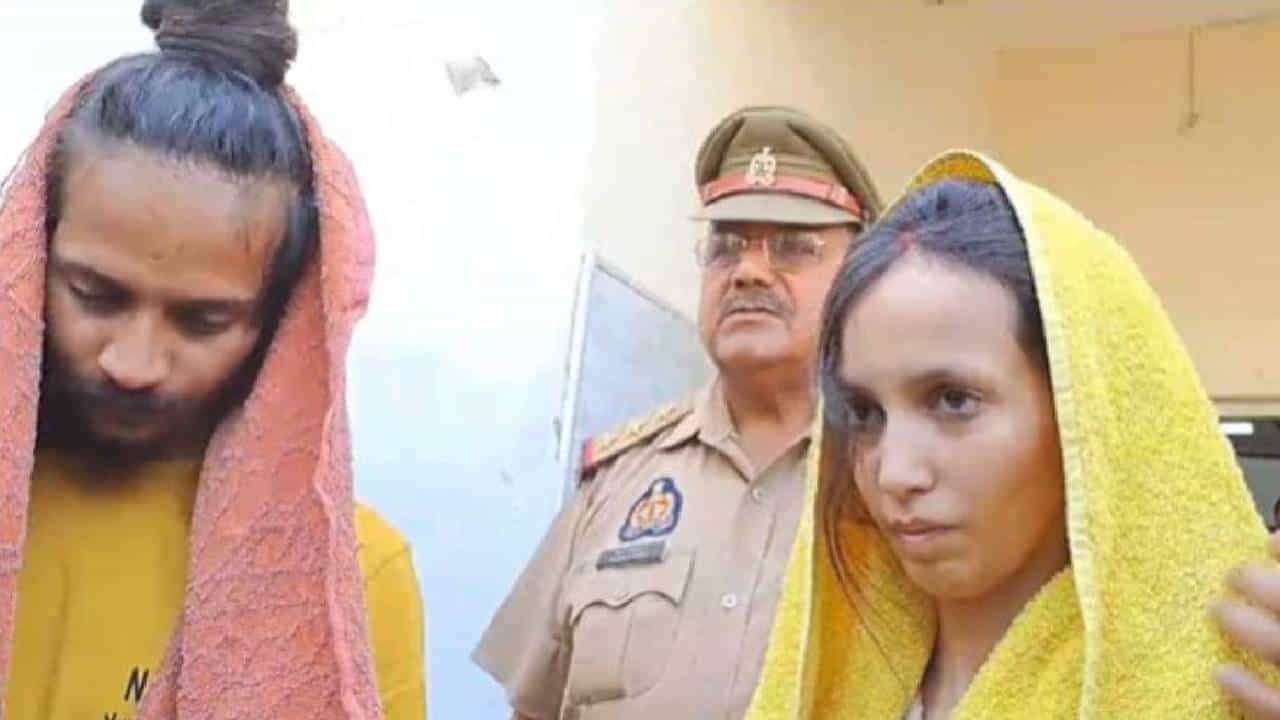 ಪ್ರೇಯಸಿಯ ಗಂಡನ ಹತ್ಯೆ ಮಾಡಿದ್ದ ಸಾಹಿಲ್ ಮಂತ್ರವಾದಿಯೇ, ರಹಸ್ಯ ಕೋಣೆಯಲ್ಲಿ ಏನೇನಿತ್ತು? ಪ್ರೇಯಸಿಯ ಗಂಡನ ಹತ್ಯೆ ಮಾಡಿದ್ದ ಸಾಹಿಲ್ ಮಂತ್ರವಾದಿಯೇ, ರಹಸ್ಯ ಕೋಣೆಯಲ್ಲಿ ಏನೇನಿತ್ತು?