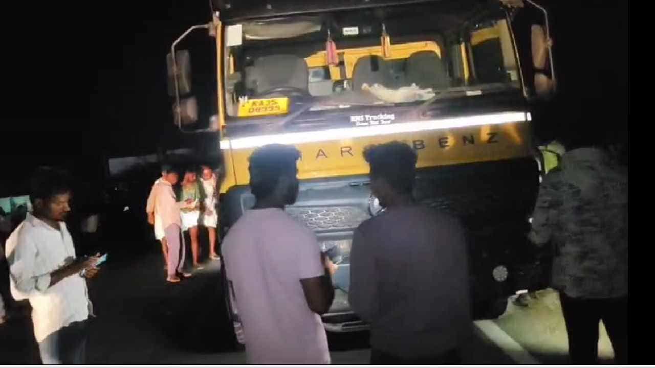 ಪ್ರತ್ಯೇಕ ಘಟನೆ: ಸಂಪ್ಗೆ ಬಿದ್ದು ಎರಡು ಮಕ್ಕಳು ಸಾವು, ಮರಳು ದಂಧೆಗೆ ಇಬ್ಬರು ಯುವಕರು ಬಲಿ ಪ್ರತ್ಯೇಕ ಘಟನೆ: ಸಂಪ್ಗೆ ಬಿದ್ದು ಎರಡು ಮಕ್ಕಳು ಸಾವು, ಮರಳು ದಂಧೆಗೆ ಇಬ್ಬರು ಯುವಕರು ಬಲಿ