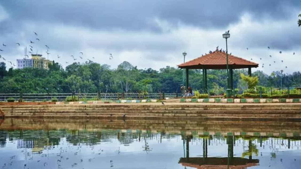 ಬೆಂಗಳೂರಿನ ಸ್ಯಾಂಕಿ ಕೆರೆ ದಡದ ಮೇಲೆ ಸಾರ್ವಜನಿಕರ ವಾಕಿಂಗ್ ಬಂದ್: ಕಾರಣ? ಬೆಂಗಳೂರಿನ ಸ್ಯಾಂಕಿ ಕೆರೆ ದಡದ ಮೇಲೆ ಸಾರ್ವಜನಿಕರ ವಾಕಿಂಗ್ ಬಂದ್: ಕಾರಣ?