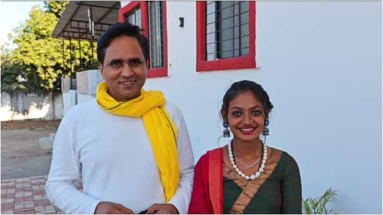 ಮೊನಾಲಿಸಾ ಜತೆ ಸಿನಿಮಾ ಮಾಡುತ್ತಿದ್ದ ನಿರ್ದೇಶಕನ ಮೇಲೆ ರೇಪ್ ಕೇಸ್; ದೆಹಲಿಯಲ್ಲಿ ಬಂಧನ
