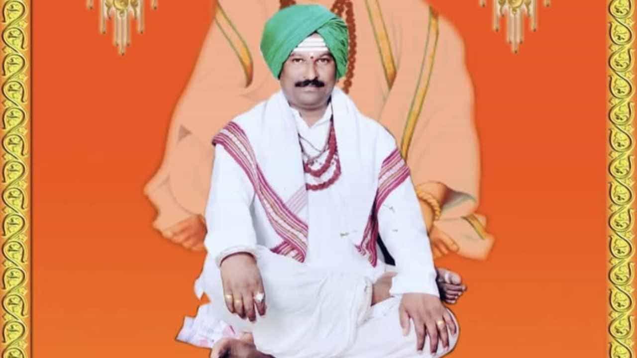 ಆರೋಪಿಯಿಂದ ದೇಣಿಗೆ ಪಡೆದು ಪೀಕಲಾಟಕ್ಕೆ ಸಿಲುಕಿದ್ರಾ ಬಬಲಾದಿ ಮುತ್ತ್ಯಾ? ಸಿಐಡಿ ವಿಚಾರಣೆ ಆರೋಪಿಯಿಂದ ದೇಣಿಗೆ ಪಡೆದು ಪೀಕಲಾಟಕ್ಕೆ ಸಿಲುಕಿದ್ರಾ ಬಬಲಾದಿ ಮುತ್ತ್ಯಾ? ಸಿಐಡಿ ವಿಚಾರಣೆ
