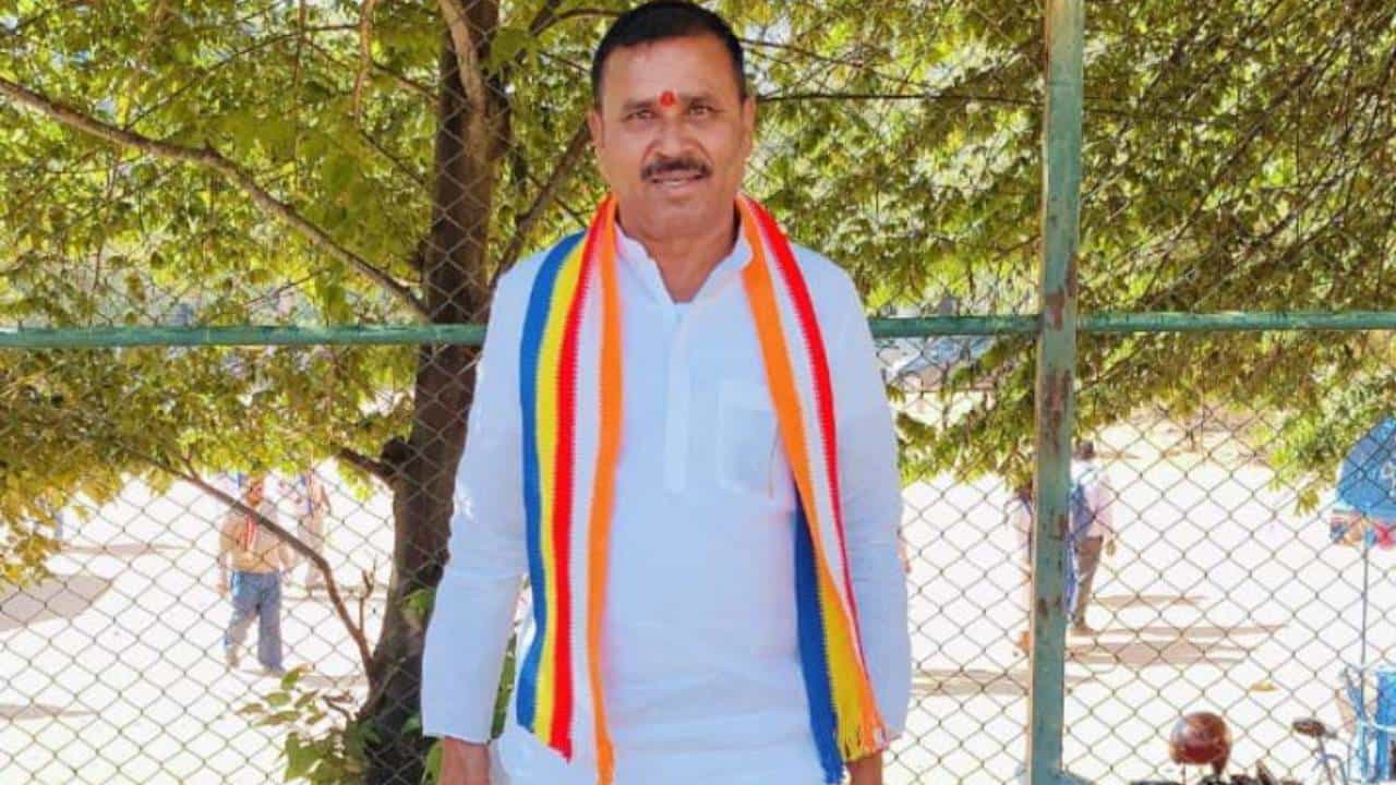 ಯಾದಗಿರಿಯಲ್ಲಿ ಡಬಲ್​ ಮರ್ಡರ್​: 2 ಪ್ರತ್ಯೇಕ ಗ್ಯಾಂಗ್​ನಿಂದ ದಲಿತ ಮುಖಂಡ, ಸಹಚರನ ಕೊಲೆ