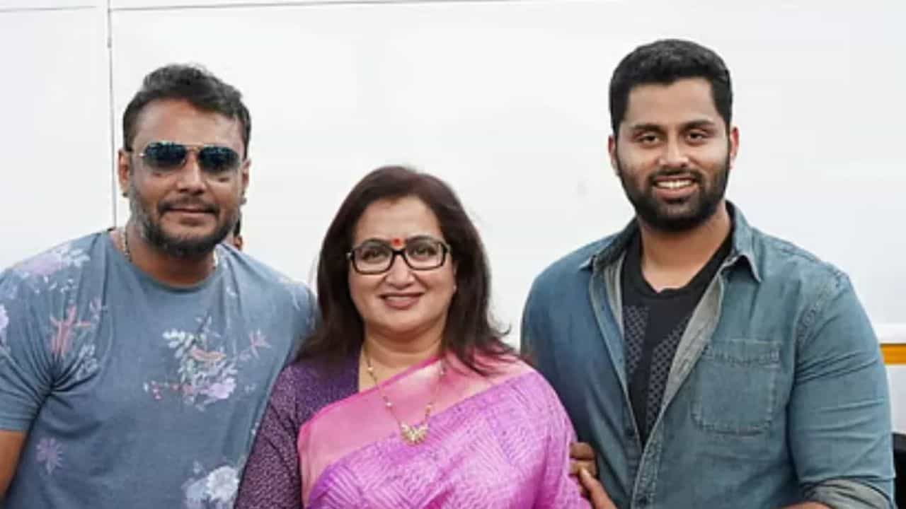 ಸುಮಲತಾ ಮನೆಯಲ್ಲಿ ನಾಮಕರಣ, ಬರ್ತಾರಾ ದರ್ಶನ್?