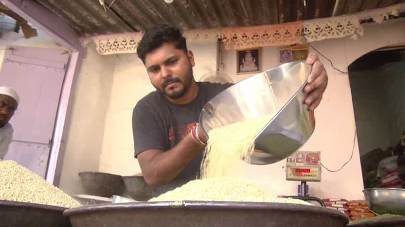 ಬಾಗಲಕೋಟೆ: ಕುಸಿದ ಬಿಳಿಜೋಳದ ಬೆಲೆ, ರೈತರು ಕಂಗಾಲು