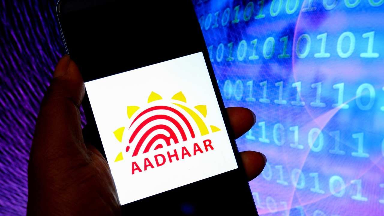 Aadhaar: 2024-25ರಲ್ಲಿ ದಾಖಲೆಯ 2,707 ಕೋಟಿ ಆಧಾರ್ ದೃಢೀಕರಣ; ಯುಐಡಿಎಐಗೆ ಪ್ರಧಾನಿ ಪ್ರಶಸ್ತಿ Aadhaar: 2024-25ರಲ್ಲಿ ದಾಖಲೆಯ 2,707 ಕೋಟಿ ಆಧಾರ್ ದೃಢೀಕರಣ; ಯುಐಡಿಎಐಗೆ ಪ್ರಧಾನಿ ಪ್ರಶಸ್ತಿ