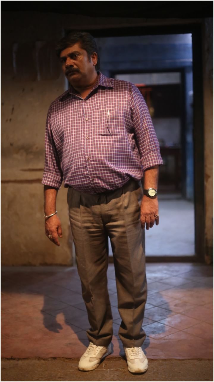 ಈ ಚಿತ್ರದ ಒಂದೆಳೆ ಇಷ್ಟ ಆಗುವ ರೀತಿಯಲ್ಲಿ ಇದೆ. ರಂಗಾಯಣ ರಘು ಅವರು ಪೊಲೀಸ್ ಅಧಿಕಾರಿ ಪಾತ್ರ ಮಾಡಿದ್ದಾರೆ.