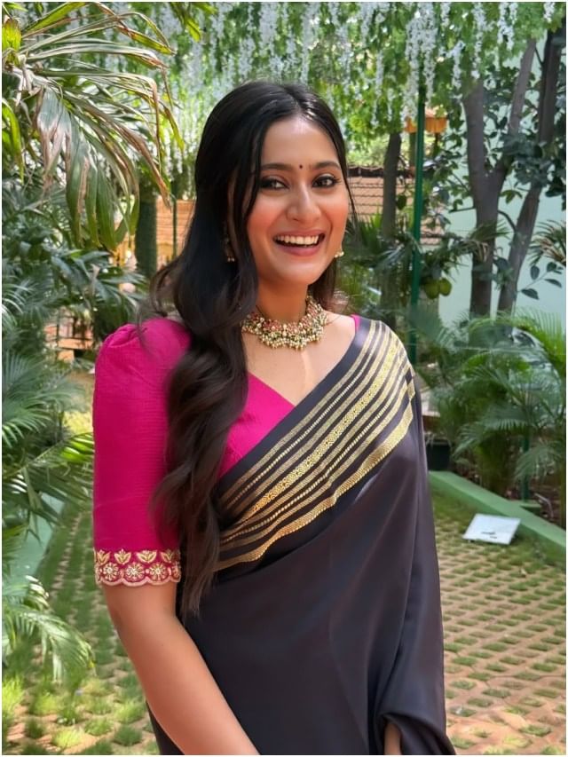 ಹೂ ಬಿಟ್ಟ ಶೃಂಗಾರದ ಹೊಂಗೆ ಮರದ ರೀತಿ ಕಂಡ ಅಮೃತಾ ಅಯ್ಯಂಗಾರ್  