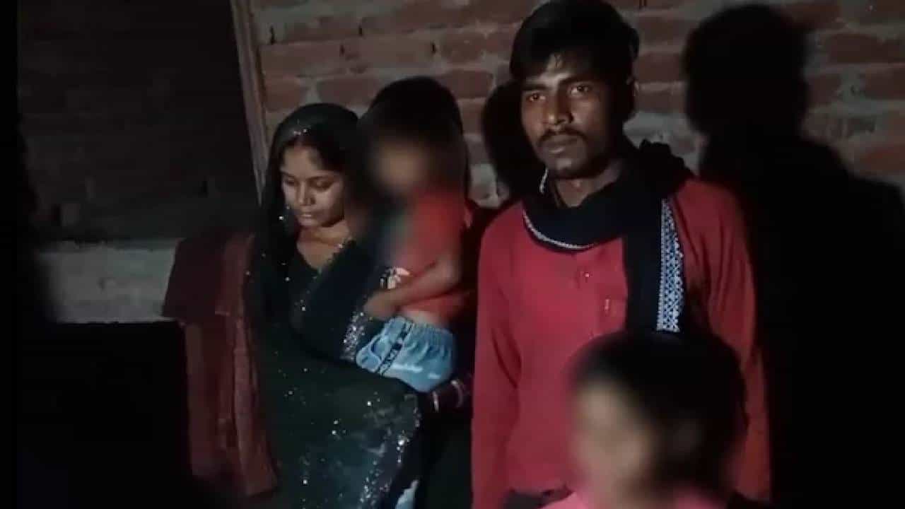ಪ್ರಿಯಕರನೊಂದಿಗೆ ಮದುವೆ ಮಾಡಿಸಿ ಪಶ್ಚಾತಾಪ ಪಟ್ಟು ಮತ್ತೆ ಮನೆಗೆ ಪತ್ನಿಯ ಕರೆತಂದ ಪತಿ ಪ್ರಿಯಕರನೊಂದಿಗೆ ಮದುವೆ ಮಾಡಿಸಿ ಪಶ್ಚಾತಾಪ ಪಟ್ಟು ಮತ್ತೆ ಮನೆಗೆ ಪತ್ನಿಯ ಕರೆತಂದ ಪತಿ
