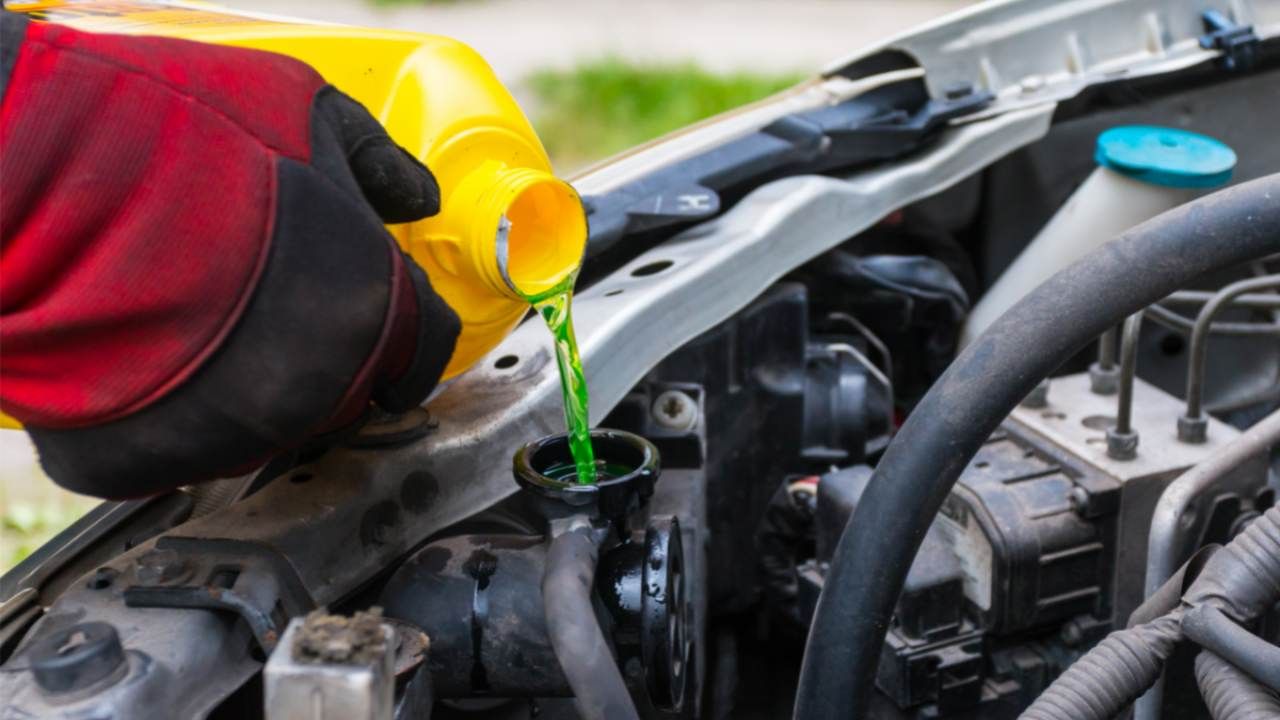 Car Coolant: ಕಾರಿನಲ್ಲಿ ಕೂಲಂಟ್ ಖಾಲಿಯಾದರೆ ಏನಾಗುತ್ತದೆ?: ತಪ್ಪಿಯೂ ನಿರ್ಲಕ್ಷಿಸದಿರಿ