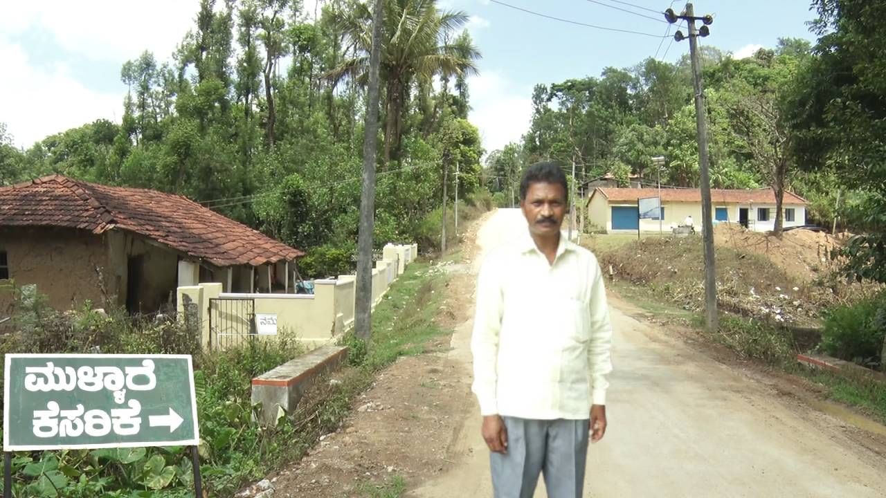 ಪಕ್ಕದ ಊರಿಗೆ ಪಾತ್ರೆ ಕೊಟ್ಟಿದ್ದಕ್ಕೆ ಗ್ರಾಮದ ಮುಖ್ಯಸ್ಥನಿಗೆ ದಂಡ, ಬಹಿಷ್ಕಾರ ಶಿಕ್ಷೆ!