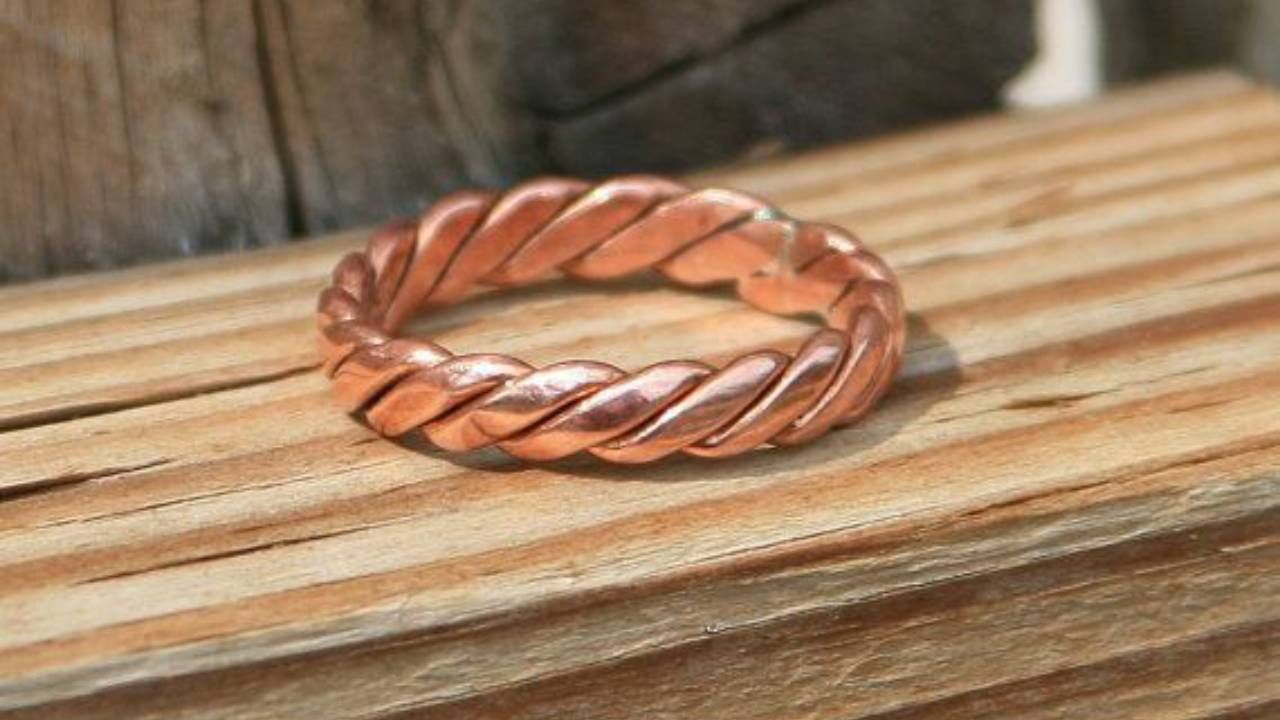 Copper Rings: ತಾಮ್ರದ ಉಂಗುರ ಧರಿಸುವುದರಿಂದ ಎಷ್ಟೆಲ್ಲಾ ಪ್ರಯೋಜನಗಳಿವೆ ಎಂದು ತಿಳಿದಿದೆಯೇ?