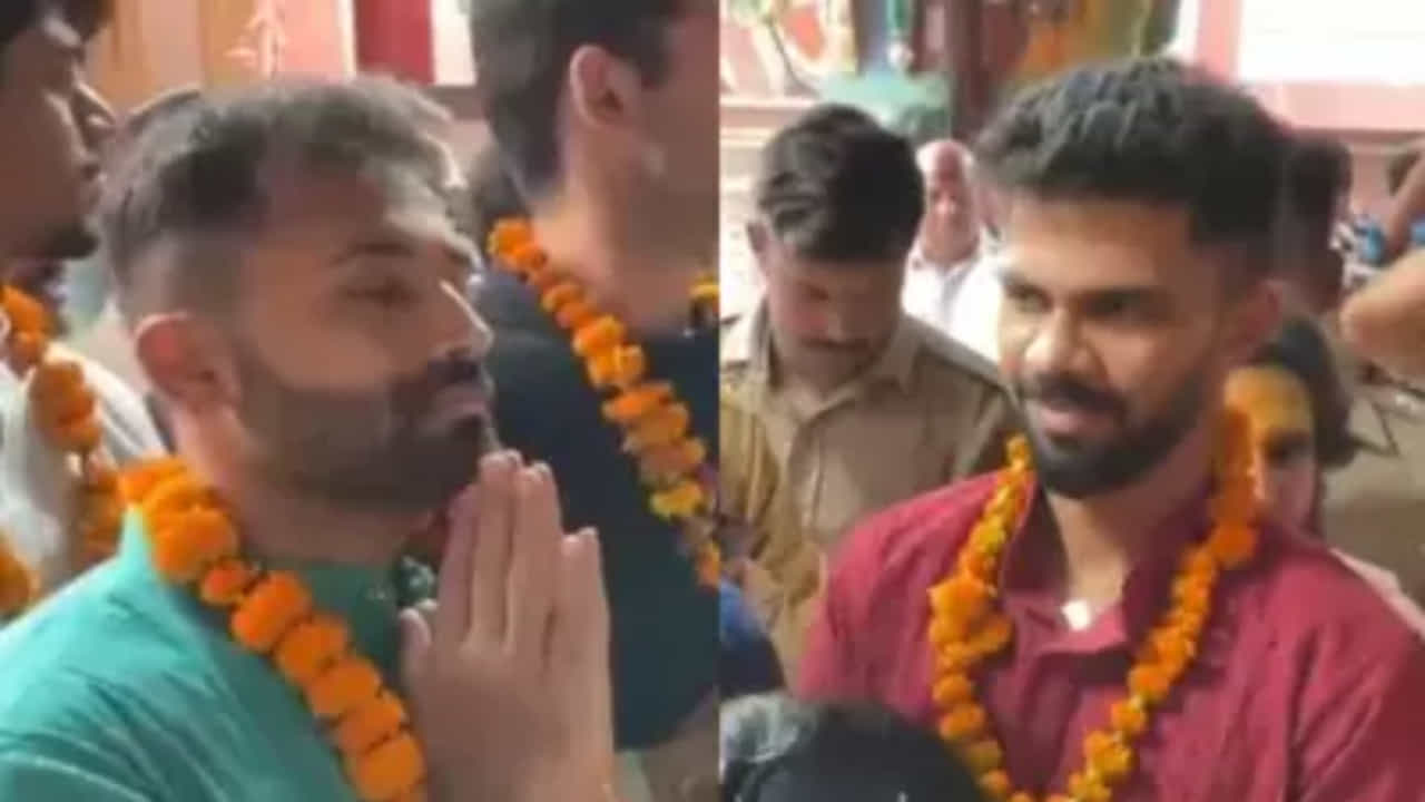 IPL 2025: ಸತತ ಸೋಲುಗಳಿಂದ ಕಂಗೆಟ್ಟು ದೇವರ ಮೊರೆ ಹೋದ ಸಿಎಸ್ಕೆ ತಂಡ; ಗೈರಾದ ಧೋನಿ IPL 2025: ಸತತ ಸೋಲುಗಳಿಂದ ಕಂಗೆಟ್ಟು ದೇವರ ಮೊರೆ ಹೋದ ಸಿಎಸ್ಕೆ ತಂಡ; ಗೈರಾದ ಧೋನಿ