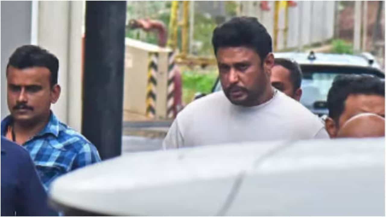 ‘ನನಗೆ ಬರೋಕಾಗಲ್ಲ, ವಿನಾಯಿತಿ ಕೊಡಿ’; ಬೆನ್ನು ನೋವಿನ ಕಾರಣ ಹೇಳಿ ಕೋರ್ಟ್​ಗೆ ಗೈರಾದ ದರ್ಶನ್