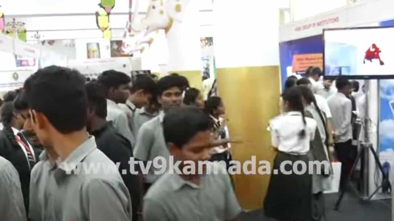 ಕಲಬುರಗಿಯಲ್ಲಿ ಟಿವಿ9 ನೆಟ್ವರ್ಕ್ ಆಯೋಜಿಸುತ್ತಿರುವ 2-ದಿನದ ಎಜುಕೇಶನ್ ಎಕ್ಸ್ಪೋ ಇಂದಿನಿಂದ ಕಲಬುರಗಿಯಲ್ಲಿ ಟಿವಿ9 ನೆಟ್ವರ್ಕ್ ಆಯೋಜಿಸುತ್ತಿರುವ 2-ದಿನದ ಎಜುಕೇಶನ್ ಎಕ್ಸ್ಪೋ ಇಂದಿನಿಂದ
