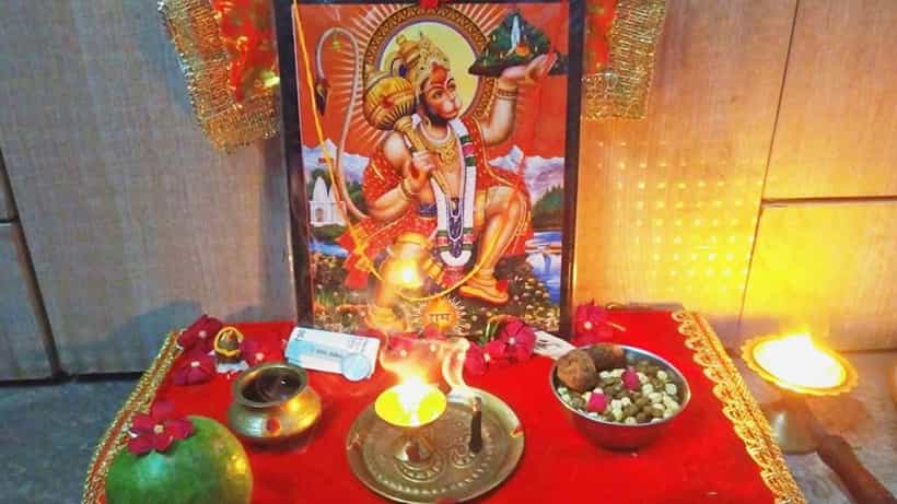 Hanuman Jayanti 2025: ಇಂದು ಹನುಮ ಜಯಂತಿ; ಮನೆಯಲ್ಲೇ ಹನುಮಂತನನ್ನು ಪೂಜಿಸುವ ಸರಳ ವಿಧಾನ ಇಲ್ಲಿದೆ