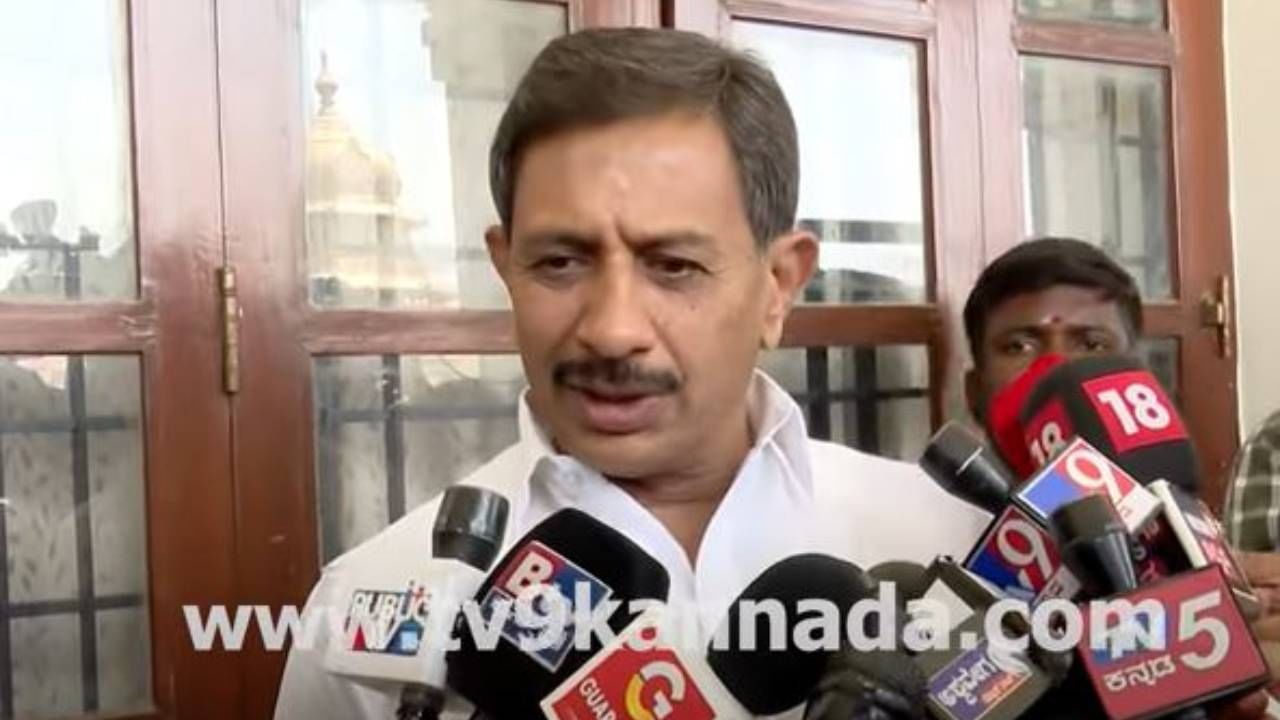 ಜಾತಿ ಗಣತಿ ವರದಿಯಲ್ಲಿ ಒಕ್ಕಲಿಗ ಸಮುದಾಯದ ಅಂಕ- ಅಂಶಗಳನ್ನು ತಿಳಿಸಲು ಶಿವಕುಮಾರ್ ಸಭೆ ಕರೆದಿರಬಹುದು: ಬಾಲಕೃಷ್ಣ
