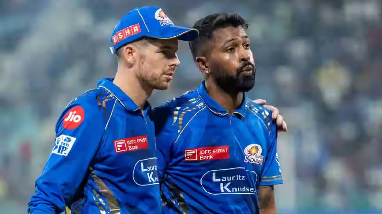 IPL 2025: ಇಂಡಿಯನ್ ಪ್ರೀಮಿಯರ್ ಲೀಗ್ ಸೀಸನ್-18 ರಲ್ಲಿ ಮುಂಬೈ ಇಂಡಿಯನ್ಸ್ (MI) ತಂಡ ಆಡಿದ 4 ಪಂದ್ಯಗಳಲ್ಲಿ ಮೂರಲ್ಲಿ ಸೋಲನುಭವಿಸಿದೆ. ಅದರಲ್ಲೂ ಕಳೆದ ಪಂದ್ಯದಲ್ಲಿ ಕೆಕೆಆರ್ ವಿರುದ್ಧ ಗೆದ್ದು ಬೀಗಿದ್ದ ಮುಂಬೈ ಪಡೆ ಈ ಬಾರಿ ಕೂಡ ಗೆಲ್ಲುವ ನಿರೀಕ್ಷೆಯಲ್ಲಿತ್ತು. ಆದರೆ ಲಕ್ನೋ ಸೂಪರ್ ಜೈಂಟ್ಸ್ ತಂಡದ ಸಾಂಘಿಕ ಪ್ರದರ್ಶನದಿಂದಾಗಿ ಸೋಲೊಪ್ಪಿಕೊಳ್ಳಬೇಕಾಯಿತು.