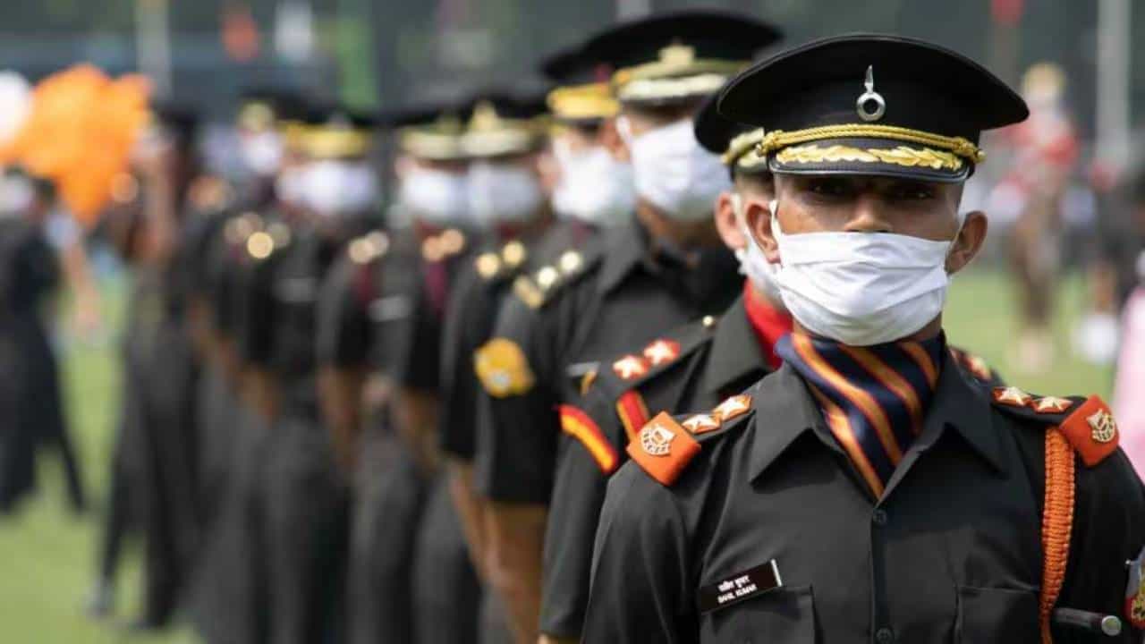 Indian Army Captain: ಭಾರತೀಯ ಸೇನೆಯಲ್ಲಿ ಕ್ಯಾಪ್ಟನ್ ಆಗುವುದು ಹೇಗೆ? ಎನ್ಡಿಎ ಪರೀಕ್ಷೆ, ತರಬೇತಿ, ಅರ್ಹತೆ ಬಗ್ಗೆ ಇಲ್ಲಿದೆ ಮಾಹಿತಿ Indian Army Captain: ಭಾರತೀಯ ಸೇನೆಯಲ್ಲಿ ಕ್ಯಾಪ್ಟನ್ ಆಗುವುದು ಹೇಗೆ? ಎನ್ಡಿಎ ಪರೀಕ್ಷೆ, ತರಬೇತಿ, ಅರ್ಹತೆ ಬಗ್ಗೆ ಇಲ್ಲಿದೆ ಮಾಹಿತಿ