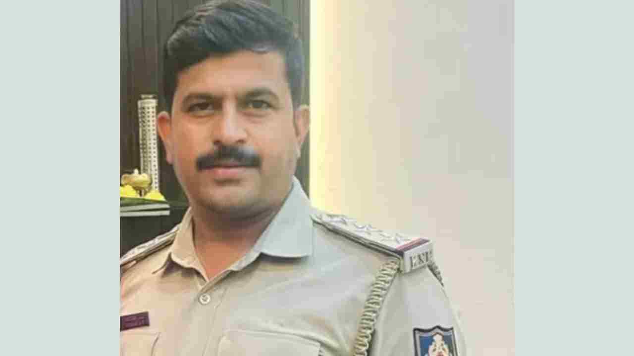 ಸಿಎಂ ಚಿನ್ನದ ಪದಕಕ್ಕೆ ಆಯ್ಕೆಯಾದ ಇನ್ಸ್​​ಪೆಕ್ಟರ್​ಗೆ ಲೋಕಾ ಶಾಕ್: ಬಂಧನದ ಭೀತಿಯಲ್ಲಿ ಪಿಐ ಎಸ್ಕೇಪ್​​