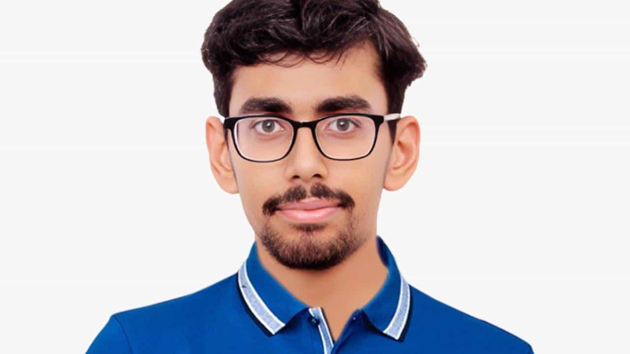 JEE Main ಪರೀಕ್ಷೆ ಫಲಿತಾಂಶ ಪ್ರಕಟ; ಕರ್ನಾಟಕದ ಕುಶಾಗ್ರ ಗುಪ್ತ ಸೇರಿ 24 ಅಭ್ಯರ್ಥಿಗಳಿಗೆ ಔಟ್ ಆಫ್ ಔಟ್ JEE Main ಪರೀಕ್ಷೆ ಫಲಿತಾಂಶ ಪ್ರಕಟ; ಕರ್ನಾಟಕದ ಕುಶಾಗ್ರ ಗುಪ್ತ ಸೇರಿ 24 ಅಭ್ಯರ್ಥಿಗಳಿಗೆ ಔಟ್ ಆಫ್ ಔಟ್