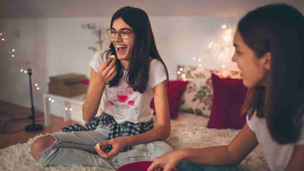 ಹಾಸಿಗೆಯ ಮೇಲೆ ಕುಳಿತು ಊಟ ಮಾಡಬೇಡಿ, ಇದಕ್ಕಿಂತ ದೊಡ್ಡ ದರಿದ್ರ ಬೇರಿಲ್ಲ