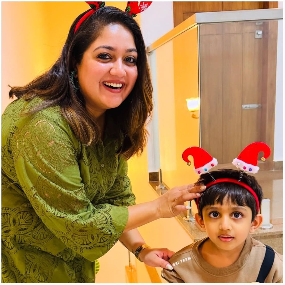 ಚಿರಂಜೀವಿ ನಿಧನ ಹೊಂದಿದ ಬಳಿಕ ರಾಯನ್ ಬಂದಿದ್ದಾನೆ. ರಾಯನ್ ಹಾಗೂ ಚಿರು ನಡುವೆ ಸಾಕಷ್ಟು ಹೋಲಿಕೆ ಇದೆ ಎಂದು ಮೇಘನಾ ಅವರು ಅನೇಕ ಬಾರಿ ಹೇಳಿದ್ದು ಇದೆ. ಅವರು ಸದ್ಯಕ್ಕೆ ಎರಡನೇ ಮದುವೆ ಬಗ್ಗೆ ಆಲೋಚನೆ ಮಾಡಿಲ್ಲ.