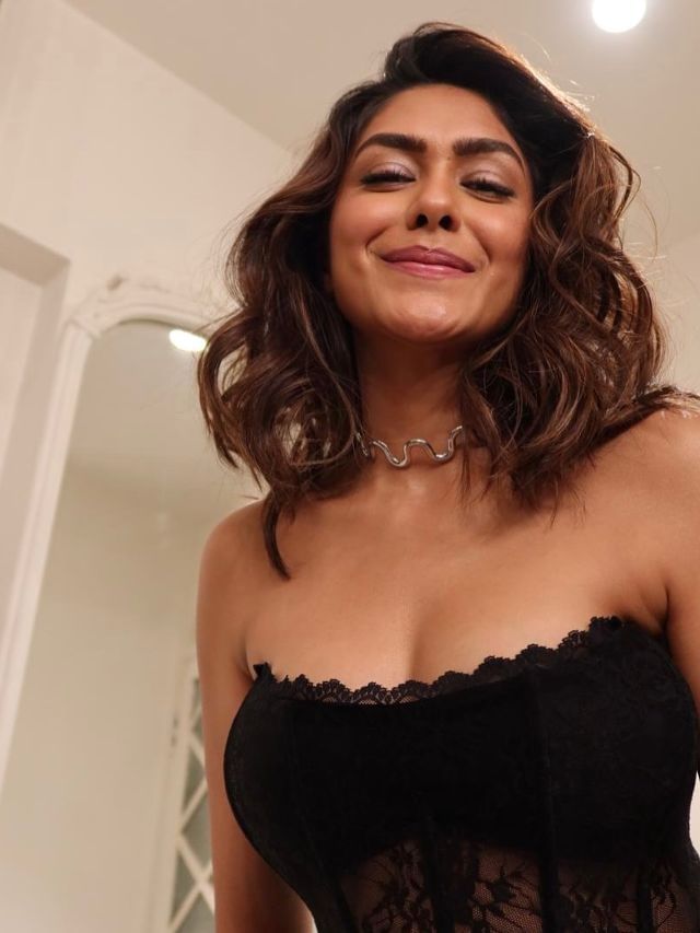 Mrunal Thakur1