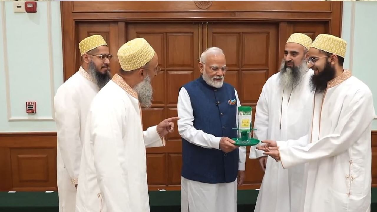 ವಕ್ಫ್ ತಿದ್ದುಪಡಿ ಕಾಯ್ದೆಗೆ ಧನ್ಯವಾದ ಸಲ್ಲಿಸಲು ಪ್ರಧಾನಿ ಮೋದಿಯನ್ನು ಭೇಟಿಯಾದ ಮುಸ್ಲಿಮರ ನಿಯೋಗ