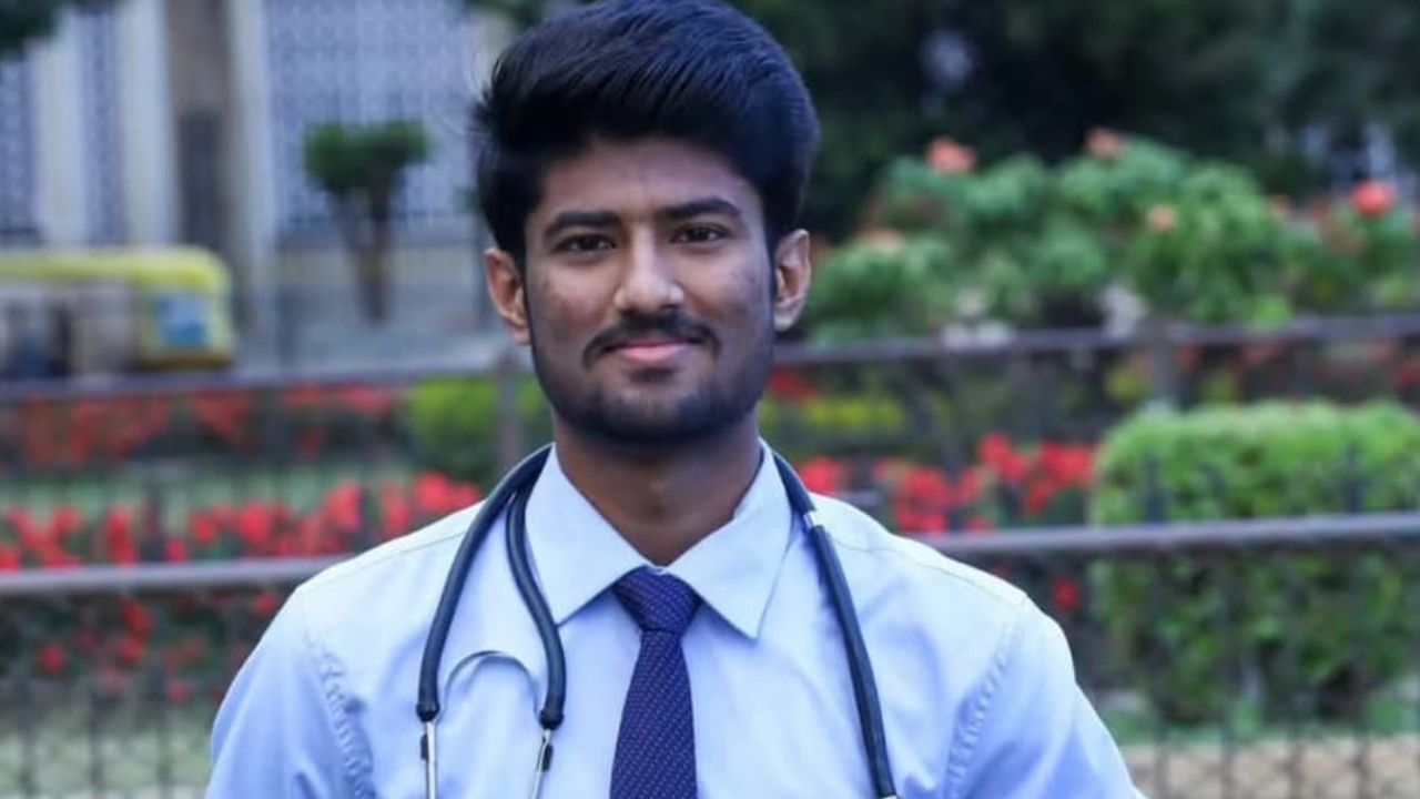 ಬಾಗಲಕೋಟೆ: ನೀಟ್ ಸೂಪರ್ ಸ್ಪೆಷಾಲಿಟಿ ಪರೀಕ್ಷೆಯಲ್ಲಿ ದೇಶಕ್ಕೆ‌ 2ನೇ ಟಾಪರ್ ಆದ ತೇರದಾಳದ ಯುವ ವೈದ್ಯ