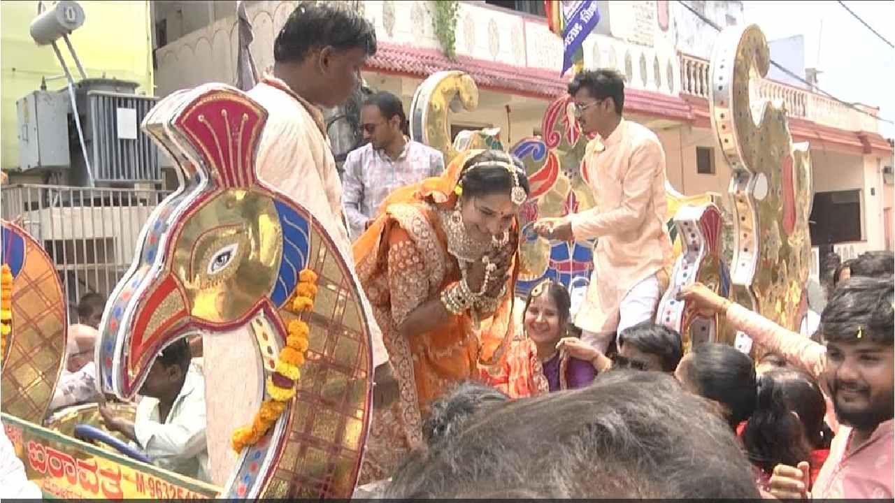 ಭಗವಾನ್ ಮಹಾವೀರ ಹೇಳಿದಂತೆ ನನ್ನ ಆತ್ಮ ಪರಮಾತ್ಮವಾಗಬೇಕೆದೆ, ಹೀಗಾಗಿ ಈ ಹಾದಿಯನ್ನು ಆಯ್ಕೆ ಮಾಡಿಕೊಂಡಿದ್ದೇನೆ. ಇಷ್ಟು ದಿನ ಕಾರು ಬೈಕ್ ಸೇರಿದಂತೆ ಕೇಳಿದನೆಲ್ಲಾವನ್ನು ಅಪ್ಪ ಸೇರಿದಂತೆ ಇಡೀ ಪರವಾರವೇ ಕೊಟ್ಟಿದೆ. ಆದ್ರೆ, ಇದೀಗ ಅದ್ಯಾವುದು ನನಗೆ ಬೇಡ ಎಂದಿದ್ದಾರೆ.
