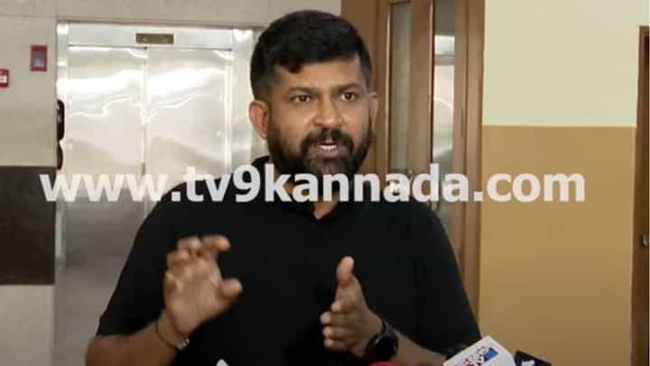 ಅಧಿಕಾರದಲ್ಲಿ ಮುಂದುವರಿಯಲು ಸಿದ್ದರಾಮಯ್ಯರಿಂದ ಹಿಂದೂ ಸಮಾಜ ಒಡೆವ ಪ್ರಯತ್ನ: ಪ್ರತಾಪ್ ಸಿಂಹ ಅಧಿಕಾರದಲ್ಲಿ ಮುಂದುವರಿಯಲು ಸಿದ್ದರಾಮಯ್ಯರಿಂದ ಹಿಂದೂ ಸಮಾಜ ಒಡೆವ ಪ್ರಯತ್ನ: ಪ್ರತಾಪ್ ಸಿಂಹ