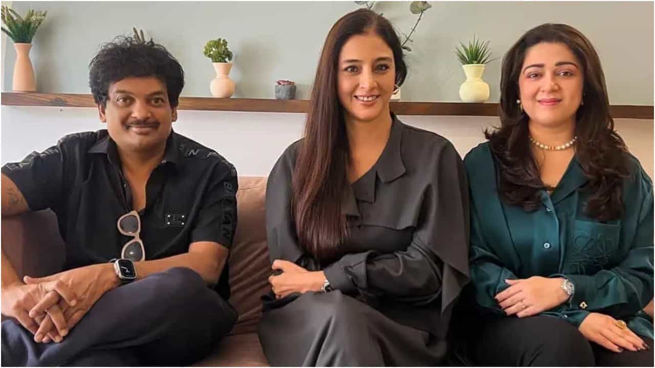‘ಅಪ್ಪು’ ನಿರ್ದೇಶಕ ಪುರಿ ಜಗನ್ನಾಥ್ ಹೊಸ ಚಿತ್ರಕ್ಕೆ ಎಂಟ್ರಿ ಕೊಟ್ಟ ಬಾಲಿವುಡ್ ನಟಿ ತಬು ‘ಅಪ್ಪು’ ನಿರ್ದೇಶಕ ಪುರಿ ಜಗನ್ನಾಥ್ ಹೊಸ ಚಿತ್ರಕ್ಕೆ ಎಂಟ್ರಿ ಕೊಟ್ಟ ಬಾಲಿವುಡ್ ನಟಿ ತಬು