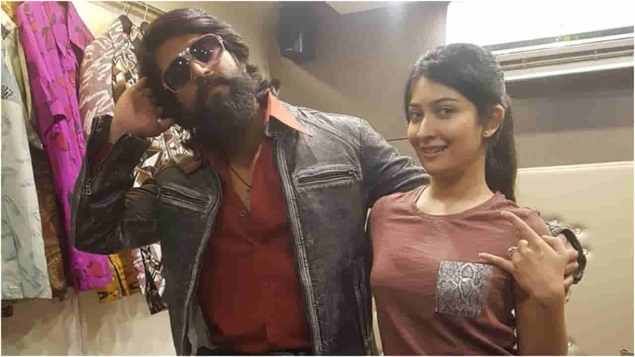 ರಾಕಿಭಾಯ್ ಜೊತೆಗಿನ ಅಪರೂಪದ ಫೋಟೋ ಹಂಚಿಕೊಂಡ ರಾಧಿಕಾ ಪಂಡಿತ್