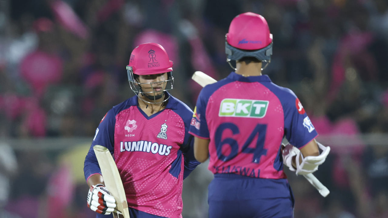 IPL 2025: ವೈಭವ್, ಜೈಸ್ವಾಲ್ ಸಿಡಿಲಬ್ಬರ; 209 ರನ್ ಬಾರಿಸಿಯೂ ಸೋತ ಗುಜರಾತ್ IPL 2025: ವೈಭವ್, ಜೈಸ್ವಾಲ್ ಸಿಡಿಲಬ್ಬರ; 209 ರನ್ ಬಾರಿಸಿಯೂ ಸೋತ ಗುಜರಾತ್