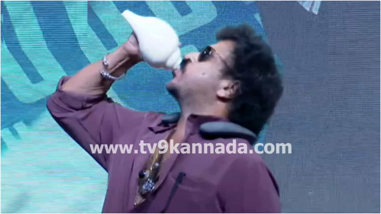 ಡಿಫರೆಂಟ್ ಆಗಿ ‘ಯುದ್ಧಕಾಂಡ’ ಸಿನಿಮಾದ ಟ್ರೇಲರ್ ಬಿಡುಗಡೆ ಮಾಡಿದ ರವಿಚಂದ್ರನ್ ಡಿಫರೆಂಟ್ ಆಗಿ ‘ಯುದ್ಧಕಾಂಡ’ ಸಿನಿಮಾದ ಟ್ರೇಲರ್ ಬಿಡುಗಡೆ ಮಾಡಿದ ರವಿಚಂದ್ರನ್