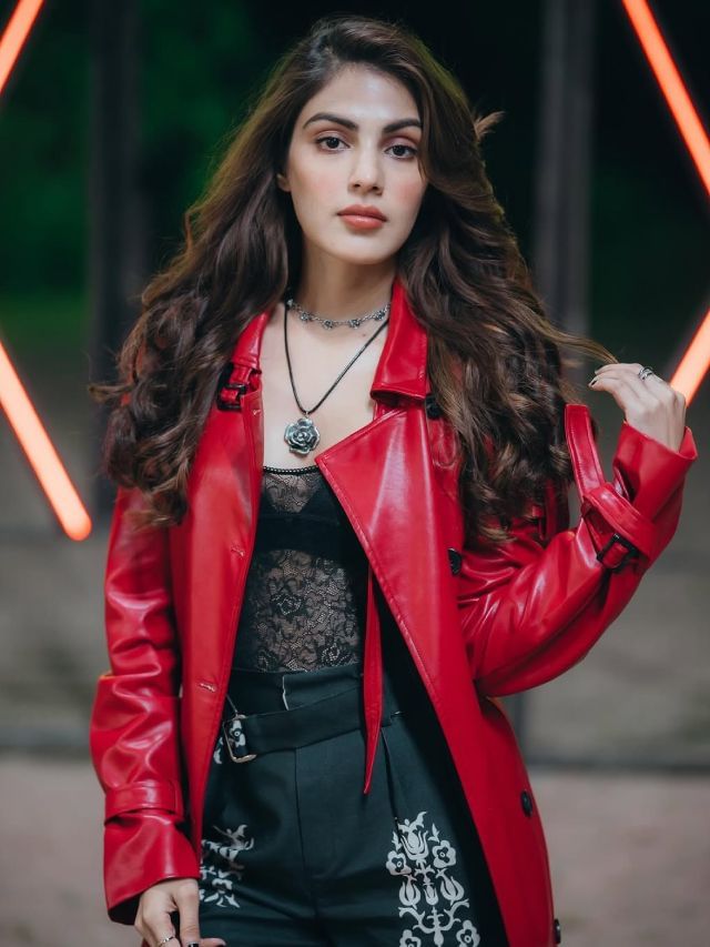 Rhea Chakravarthy1