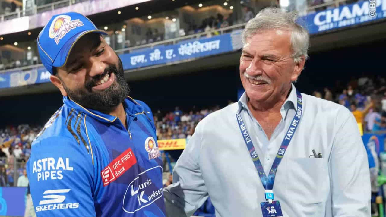 IPL 2025: ರೋಹಿತ್ ಶರ್ಮಾಗೆ ವಿಶೇಷ ಸ್ಮರಣಿಕೆ ನೀಡಿ ಗೌರವಿಸಿದ ಬಿಸಿಸಿಐ; ವಿಡಿಯೋ ನೋಡಿ IPL 2025: ರೋಹಿತ್ ಶರ್ಮಾಗೆ ವಿಶೇಷ ಸ್ಮರಣಿಕೆ ನೀಡಿ ಗೌರವಿಸಿದ ಬಿಸಿಸಿಐ; ವಿಡಿಯೋ ನೋಡಿ