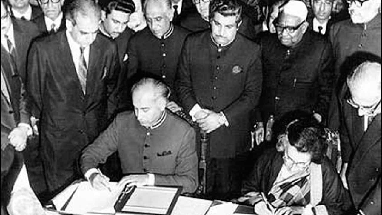 Simla Agreement: ಶಿಮ್ಲಾ ಒಪ್ಪಂದ ರದ್ದುಗೊಳಿಸುವ ಮೂಲಕ ತನ್ನ ಕಾಲ ಮೇಲೆ ತಾನೇ ಕಲ್ಲು ಹಾಕಿಕೊಂಡಿತಾ ಪಾಕಿಸ್ತಾನ? Simla Agreement: ಶಿಮ್ಲಾ ಒಪ್ಪಂದ ರದ್ದುಗೊಳಿಸುವ ಮೂಲಕ ತನ್ನ ಕಾಲ ಮೇಲೆ ತಾನೇ ಕಲ್ಲು ಹಾಕಿಕೊಂಡಿತಾ ಪಾಕಿಸ್ತಾನ?