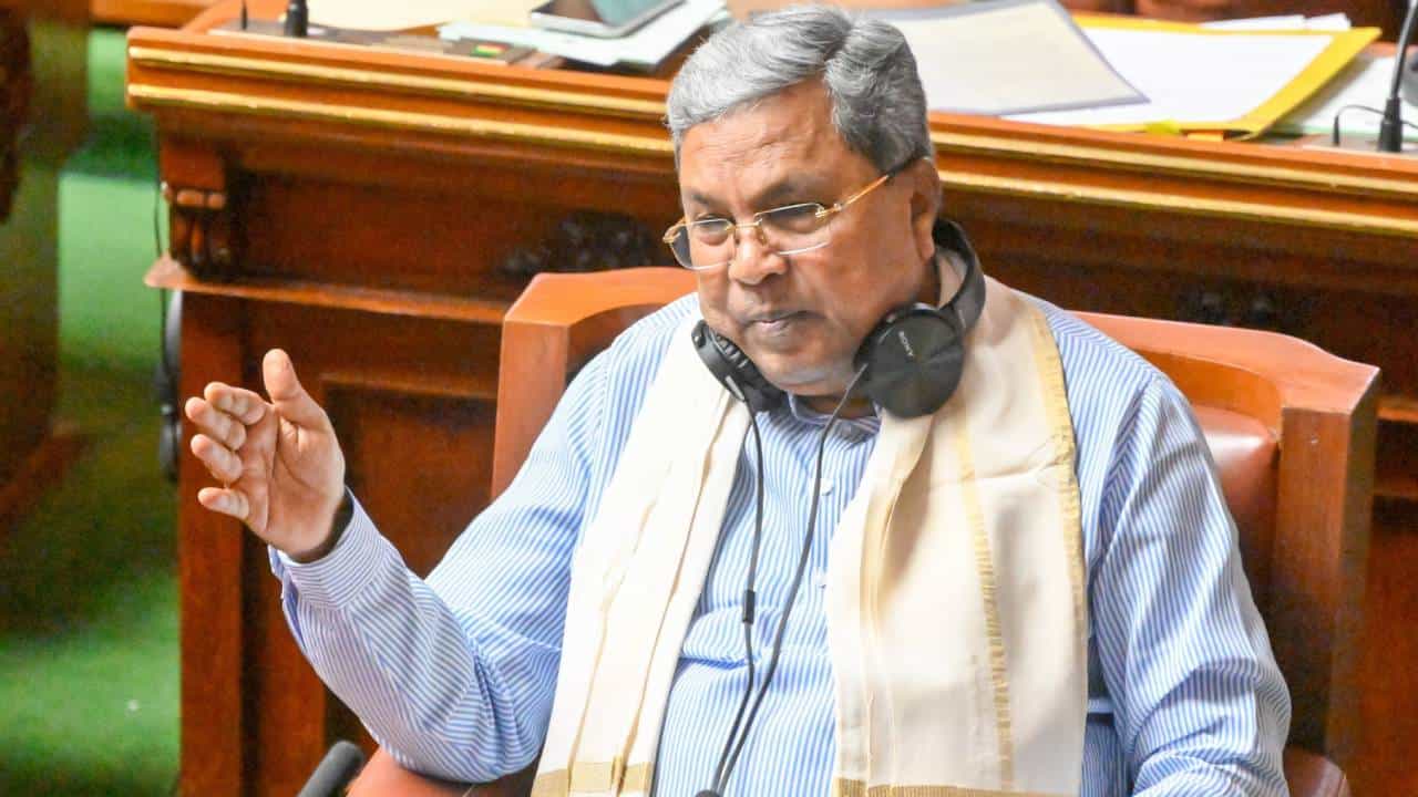 ಕೃಷ್ಣಾ, ಭೀಮಾ ನದಿಗೆ ನೀರು ಹರಿಸುವಂತೆ ಮಹಾರಾಷ್ಟ್ರ ಸಿಎಂಗೆ ಸಿದ್ದರಾಮಯ್ಯ ಪತ್ರ 