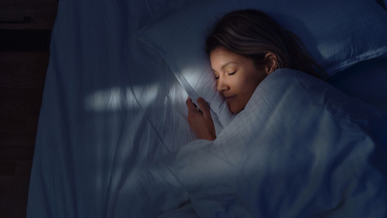 Natural sleep remedies: ರಾತ್ರಿ ಬಾಳೆಹಣ್ಣು ತಿಂದರೆ ನಿದ್ದೆ ಚೆನ್ನಾಗಿ ಬರುತ್ತದೆ ಎಂಬುದು ನಿಜವೇ?