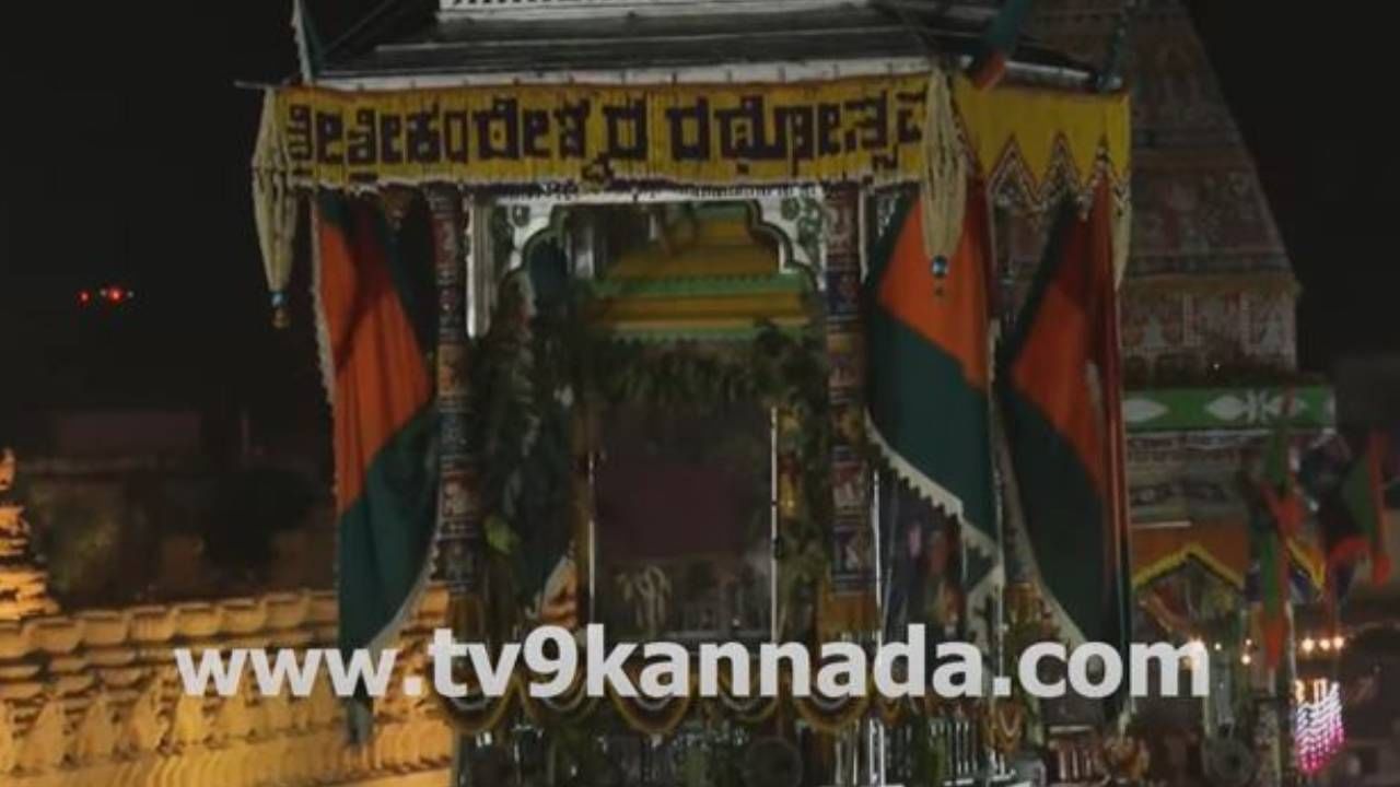 ನಂಜನಗೂಡಲ್ಲಿ ಅದ್ದೂರಿ ರಥೋತ್ಸವ, ಪಂಚರಥಗಳ ಮೆರವಣಿಗೆ, ಲಕ್ಷಾಂತರ ಭಕ್ತರು ಭಾಗಿ