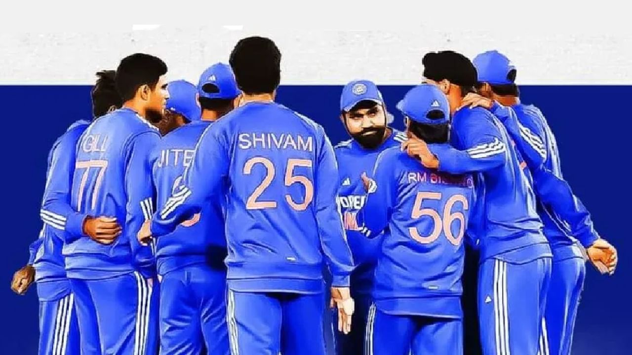 ಬಿಸಿಸಿಐ ಒಪ್ಪಂದ ಪಟ್ಟಿಯಲ್ಲಿ ಸ್ಥಾನ ಪಡೆದಿರುವ ಆಟಗಾರರು: ಎ+ ಗ್ರೇಡ್: ರೋಹಿತ್ ಶರ್ಮಾ, ವಿರಾಟ್ ಕೊಹ್ಲಿ, ಜಸ್ಪ್ರೀತ್ ಬುಮ್ರಾ, ರವೀಂದ್ರ ಜಡೇಜಾ || ಎ ಗ್ರೇಡ್: ಮೊಹಮ್ಮದ್ ಸಿರಾಜ್, ಕೆಎಲ್ ರಾಹುಲ್, ಶುಭಮನ್ ಗಿಲ್, ಹಾರ್ದಿಕ್ ಪಾಂಡ್ಯ, ಮೊಹಮ್ಮದ್ ಶಮಿ, ರಿಷಭ್ ಪಂತ್ || ಬಿ ಗ್ರೇಡ್: ಸೂರ್ಯಕುಮಾರ್ ಯಾದವ್, ಕುಲ್ದೀಪ್ ಯಾದವ್, ಅಕ್ಷರ್ ಪಟೇಲ್, ಯಶಸ್ವಿ ಜೈಸ್ವಾಲ್, ಶ್ರೇಯಸ್ ಅಯ್ಯರ್.