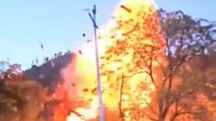 Video:ಮತ್ತೋರ್ವ ಶಂಕಿತ ಉಗ್ರ ಫಾರೂಕ್ ಅಹ್ಮದ್ ತಡ್ವಾನ ಮನೆ ಧ್ವಂಸ Video:ಮತ್ತೋರ್ವ ಶಂಕಿತ ಉಗ್ರ ಫಾರೂಕ್ ಅಹ್ಮದ್ ತಡ್ವಾನ ಮನೆ ಧ್ವಂಸ