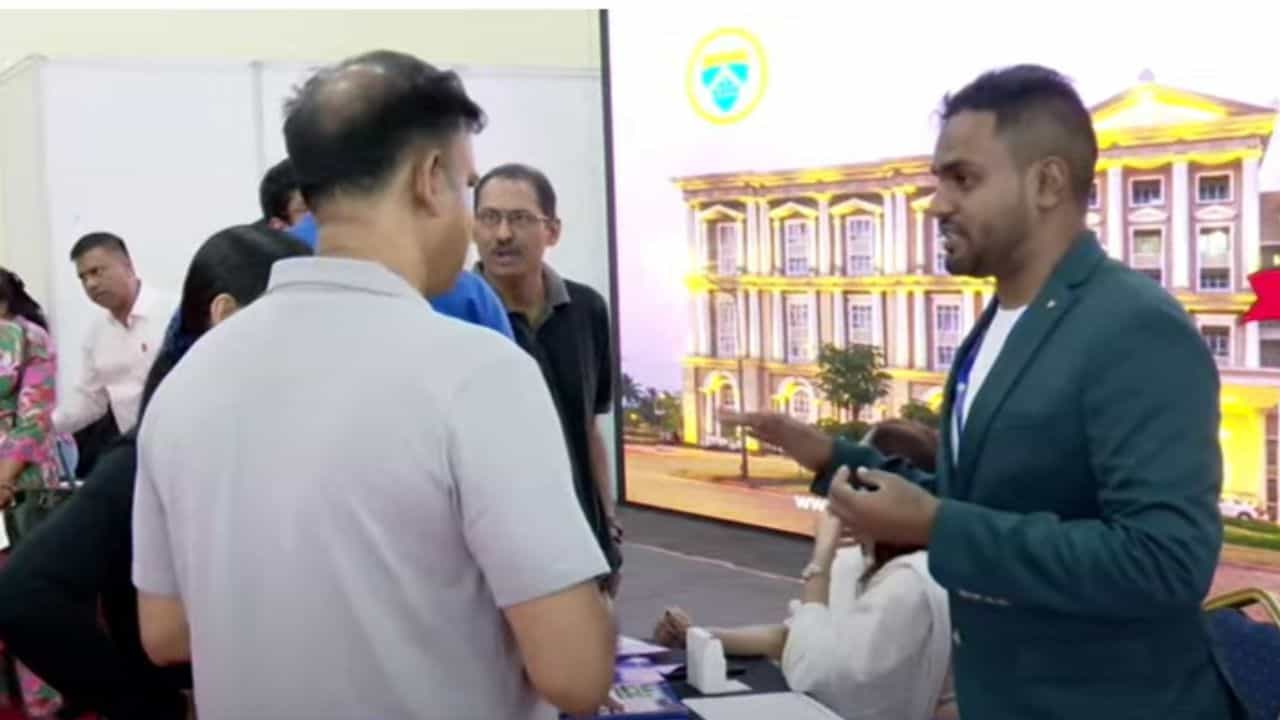 TV9 Education Expo 2025: ವಿದ್ಯಾರ್ಥಿಗಳ ಭವಿಷ್ಯಕ್ಕೆ ಈ ಬಾರಿ ಎಜುಕೇಶನ್ ಎಕ್ಸ್‌ಪೋ ಹೇಗೆ ಸಹಕಾರಿಯಾಗಿದೆ? ಧನಾತ್ಮಕ ಅಂಶಗಳೇನು? ಇಲ್ಲಿದೆ ಮಾಹಿತಿ