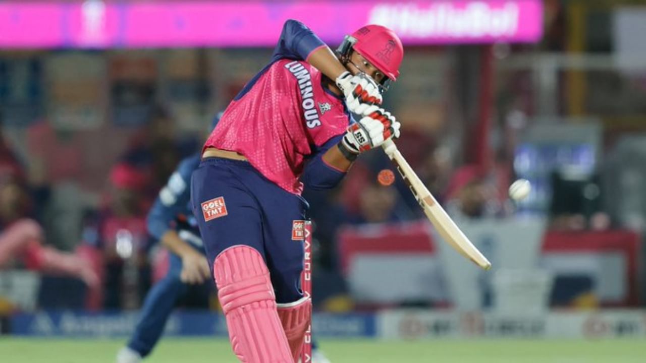 IPL 2025: ಸಿಕ್ಸ್ ಬಾರಿಸುವ ಮೂಲಕವೇ ಐಪಿಎಲ್ ವೃತ್ತಿಜೀವನ ಆರಂಭಿಸಿದ 14 ವರ್ಷದ ವೈಭವ್; ವಿಡಿಯೋ